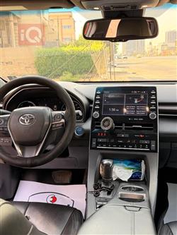 تۆیۆتا ئەڤەلۆن